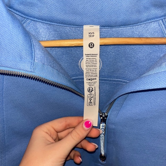 Aero Blue Lulu Scuba jacket! New with tags! Never worn! - Picture 3 of 7